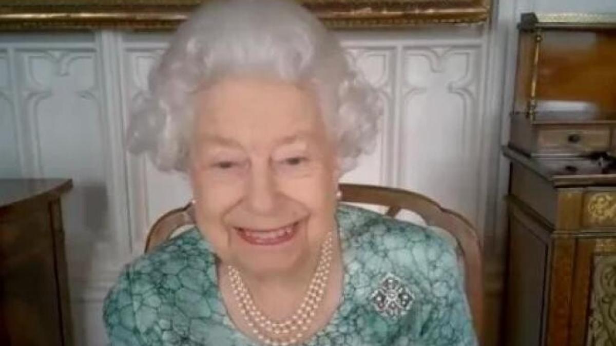 regina_elisabeta_a_marii_britanii_36455600