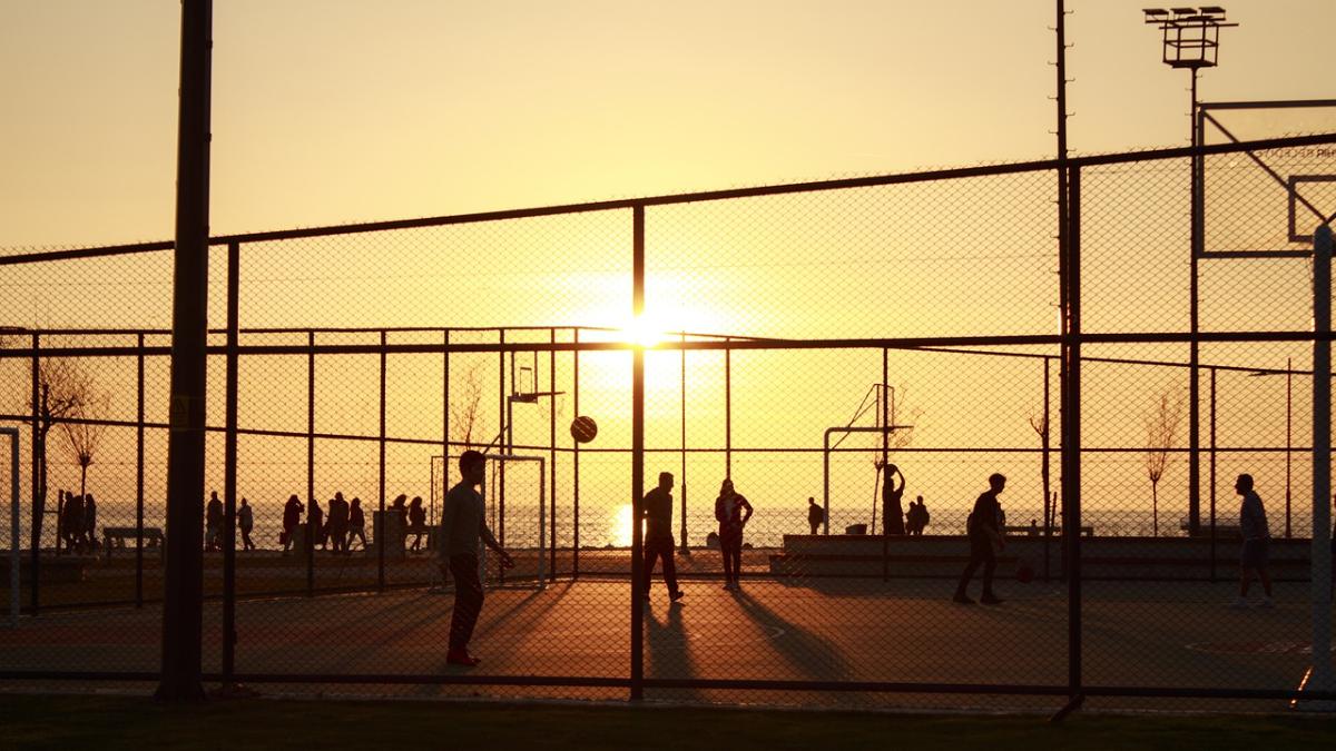 terenurile_exterioare_scolilor_deschise_pentru_copii_sector_5_86693100