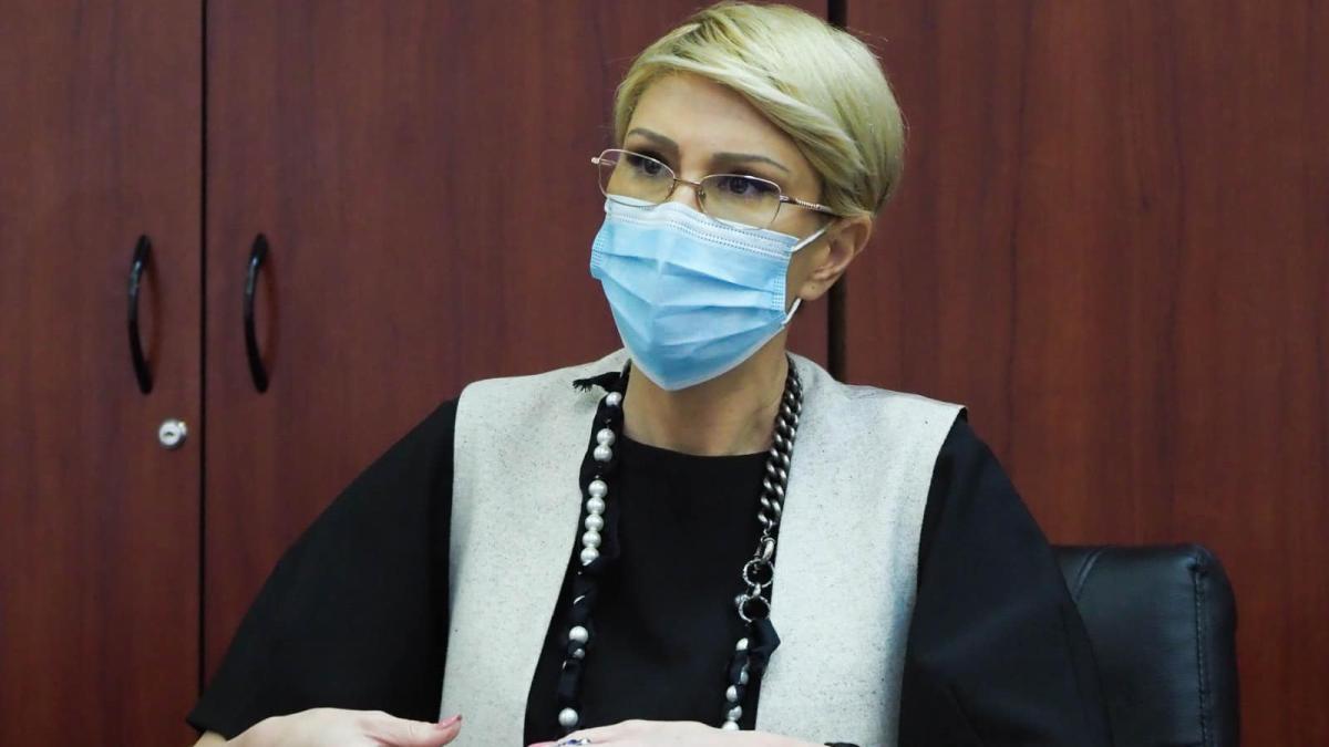 cine-taie-frunza-la-caini-si-primeste-sporuri-nemeritate--turcan--raspuns-pentru-elena-cristian_39879500