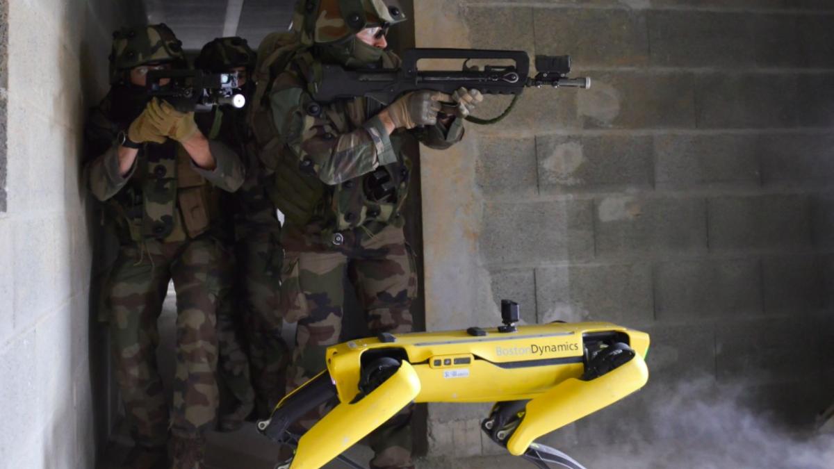 robot_spot_international_franta_militar_twitter_52785300