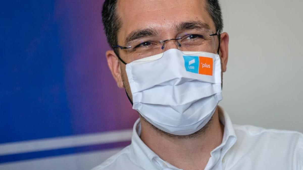 realizarea-lui-voiculescu-in-pandemie-semnarea-ordinului-pentru-inmormantarile-covid--usr-marcheaza-in-tragedia-unei-natii_40154600