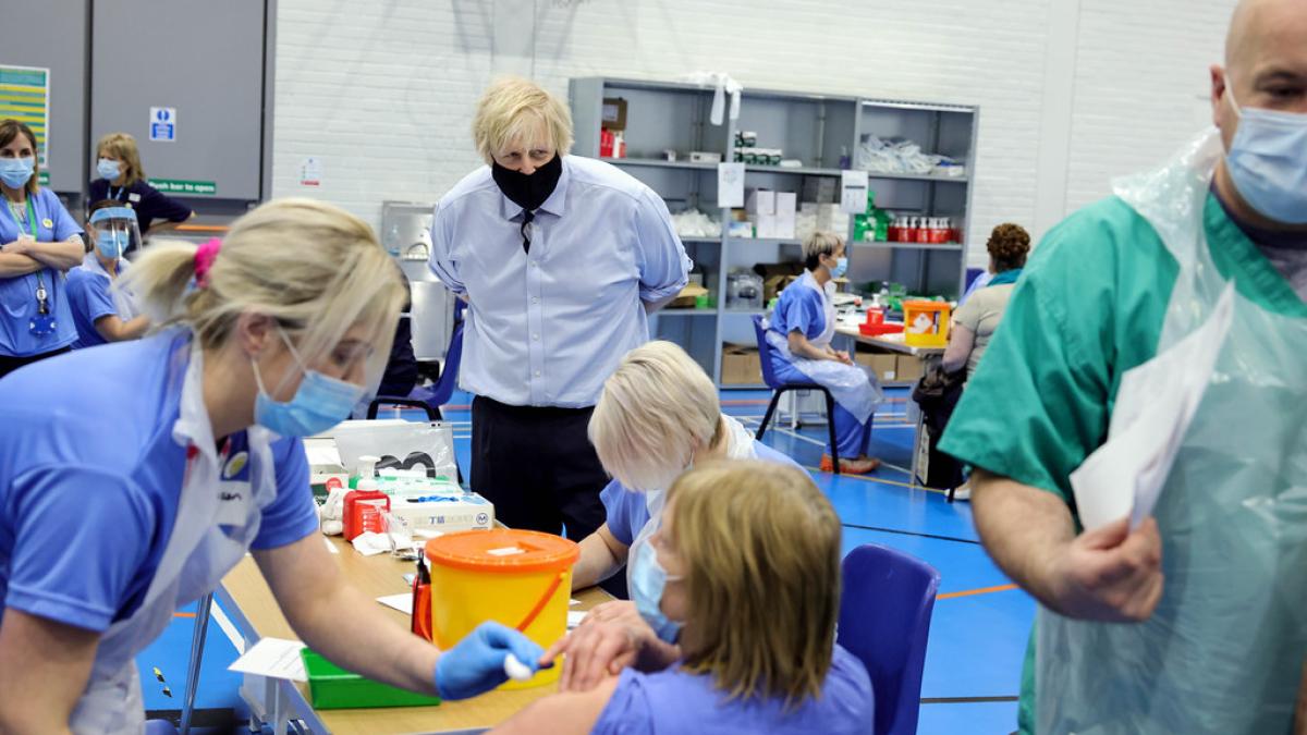 boris-johnson-vaccinati_70587100