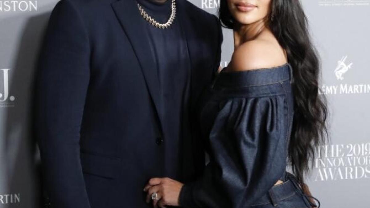 kim_kardashian_kanye_west_13461100