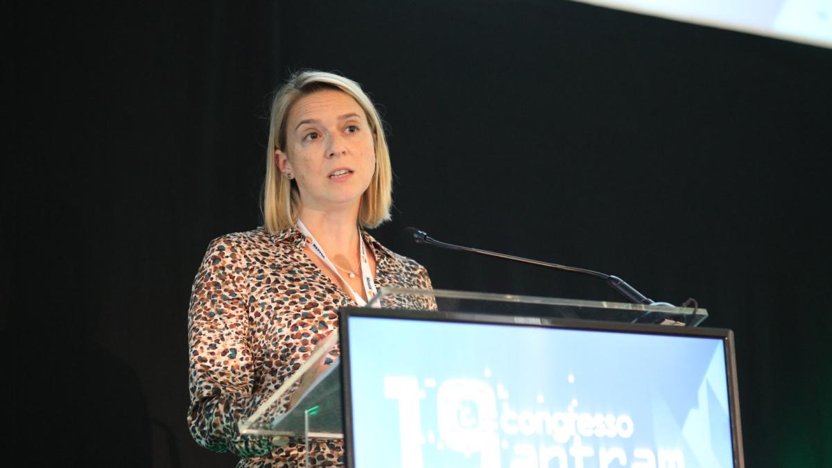 claudia-monteiro-de-aguiar-potugalia_86269300