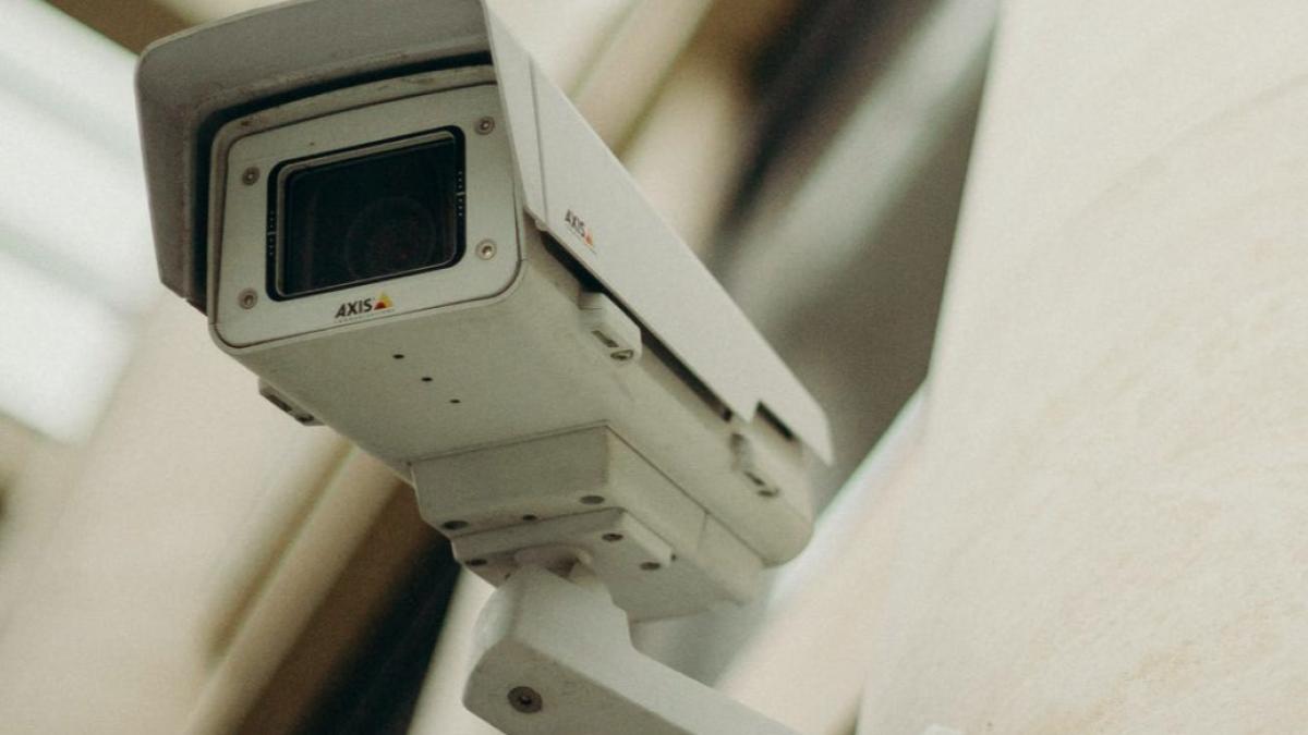 supraveghere_inteligenta_artificiala_ilustrativ_pexels_84150800