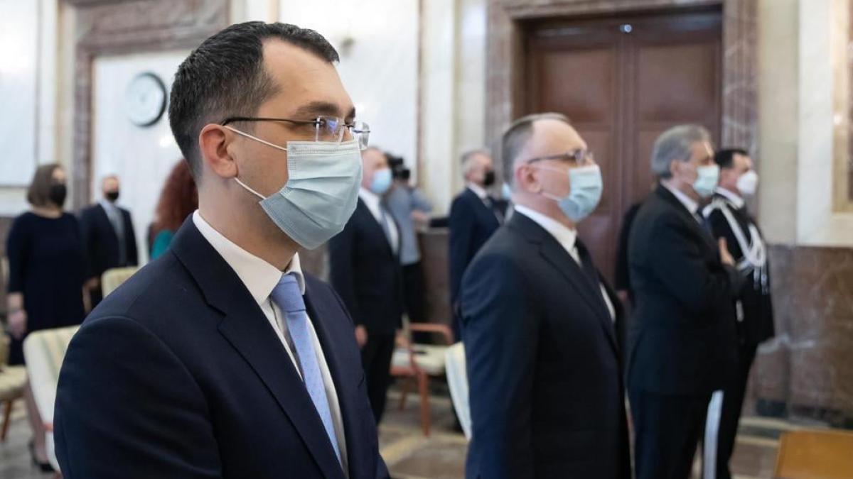 vlad-voiculescu-demis--ben-oni-ardelean-ii-va-costa-cimitirul-e-plin-de-oameni-de-neinlocuit_79539700