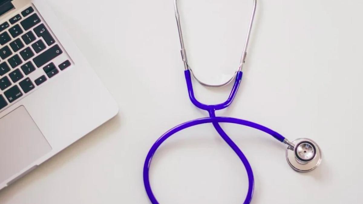 stetoscop_medic_medici_ilustrativ_pxb_07134600