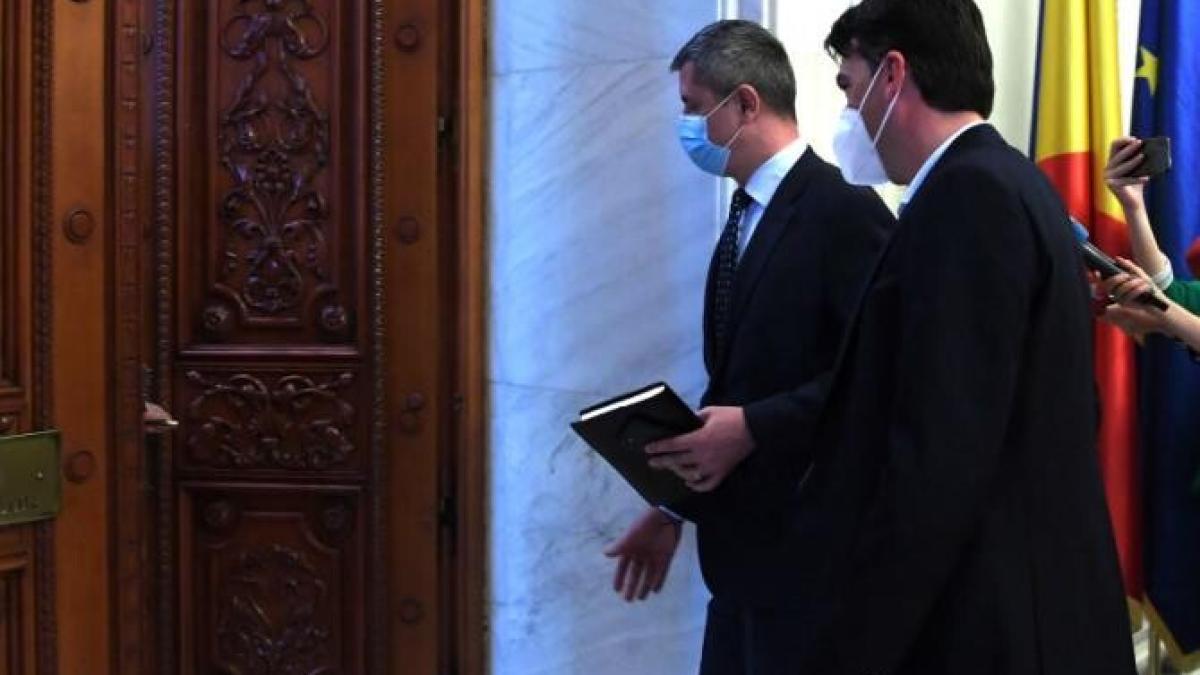 acord-coalitprc-ccprc-a6ia-de-guvernare--bogdan-chirieac---asta-e-boalaprc-ccprc-86-lungaprc-ccprc-86--moarte-siguraprc-ccprc-86_48282100