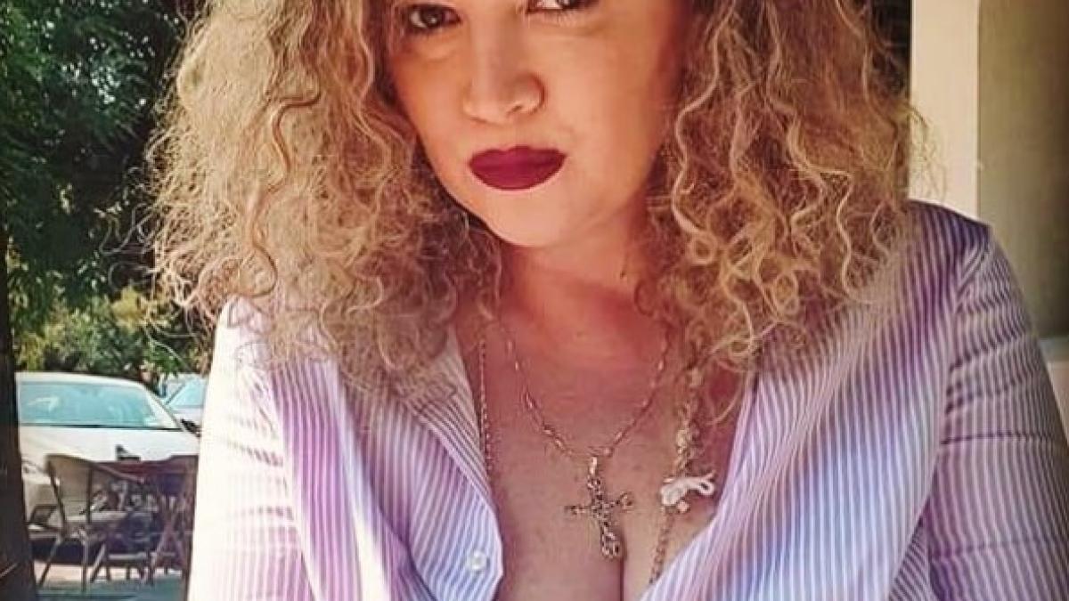 oana-lis-pusa-la-zid-ca-a-facut-glume-despre-viorel-lis_73846500