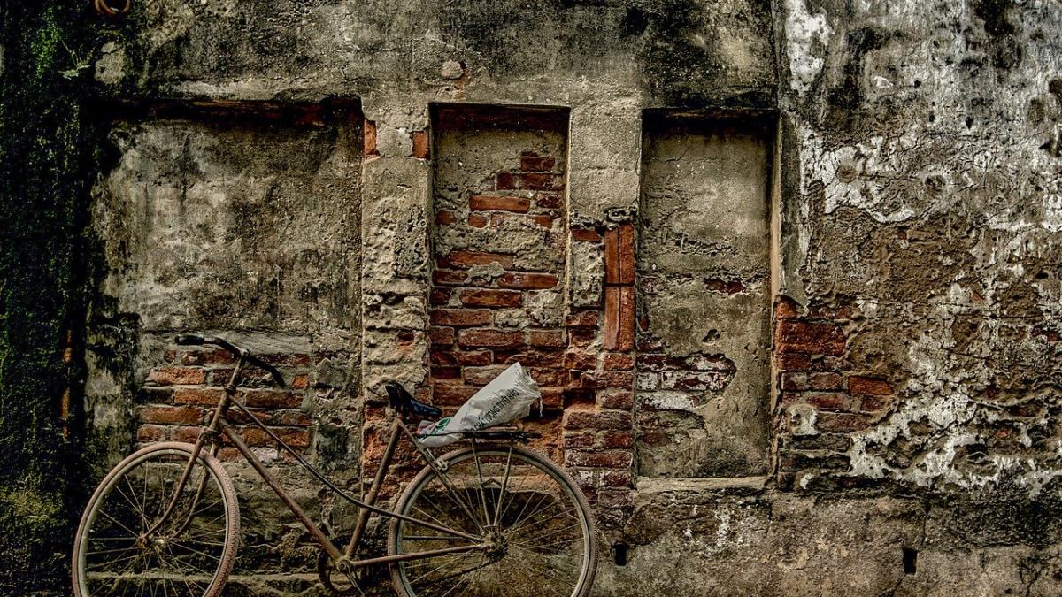 bicicleta_furata_mestecanis_tanar_satul_mers_jos_64108200