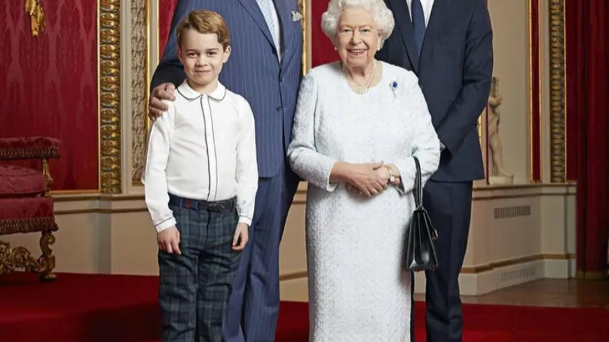 marea-dorinta-a-reginei-elisabeta-pentru-monarhie--dupa-ce-moare--nick-bullen--culisele-casei-regale-regina-stie-harry-si-meghan--simple-momente-in-istorie_94101100