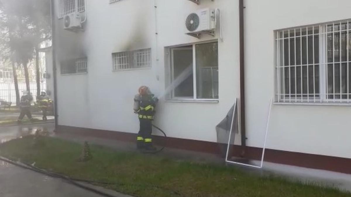 incendiu_spital_judetean_slatina_2_igsu_00764400