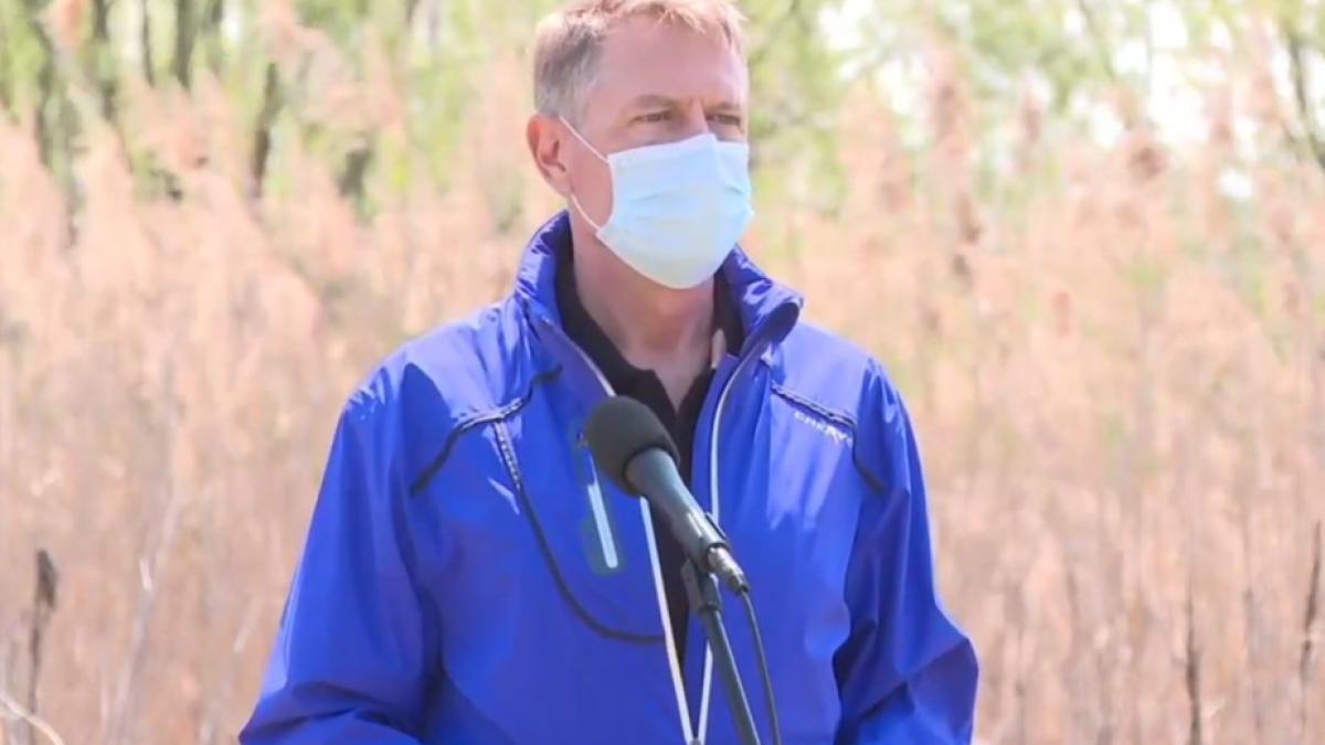 klaus_iohannis_vacaresti_ilustrativ_privesceu_97652400