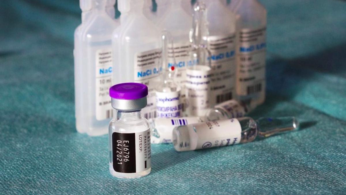 vaccinare_vaccin_covid-19_ilustrativ_pxb_46368200