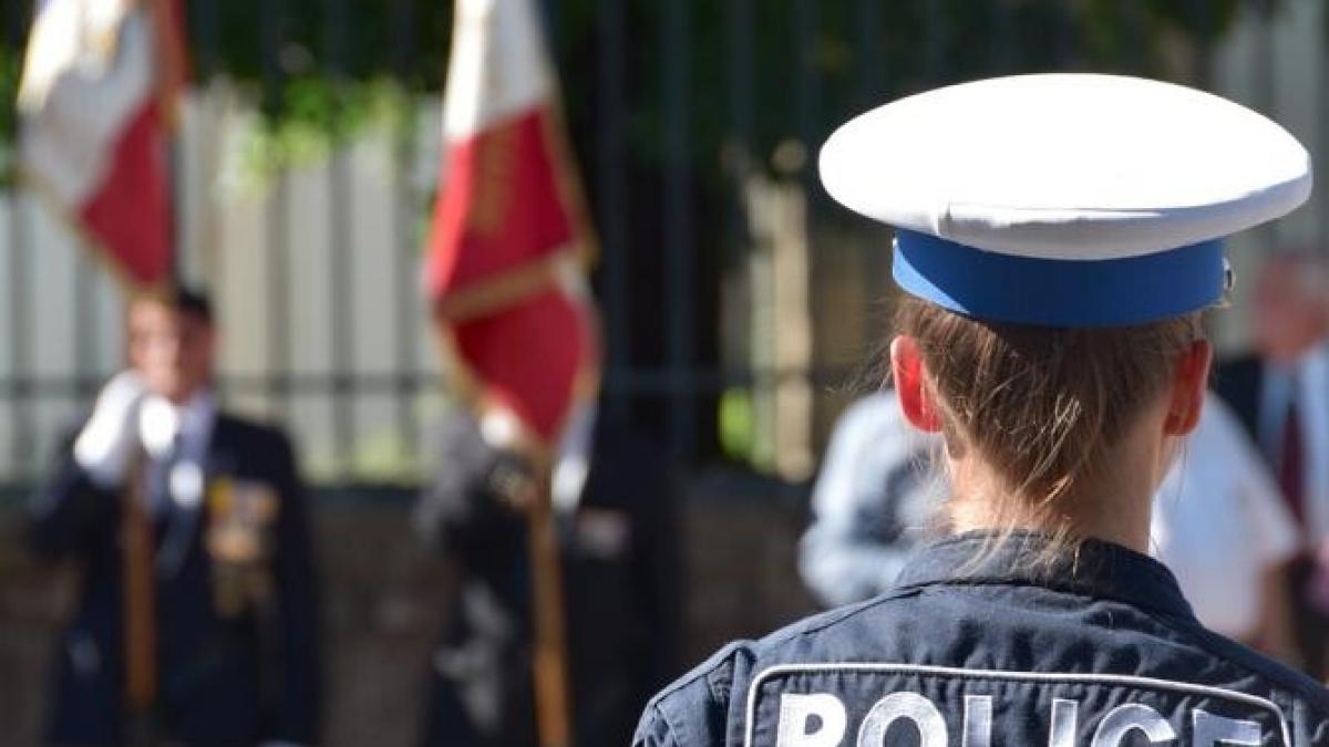 trei-persoane-au-fost-retprc-ccprc-a7inute-dupaprc-ccprc-86-iprc-ccprc-82njunghierea-unei-politprc-ccprc-a6iste-dintr-un-orasprc-ccprc-a6-din-frantprc-ccprc-a6a_48856700