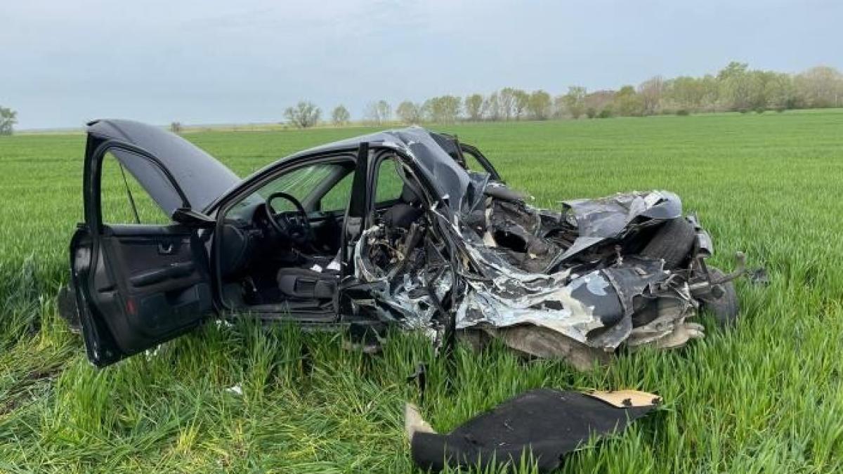 accidente-mortale-pe-sprc-ccprc-a6osele--iprc-ccprc-82n-aceastaprc-ccprc-86-dimineatprc-ccprc-a6aprc-ccprc-86--trafic-blocat-pe-dn-22d_76266800