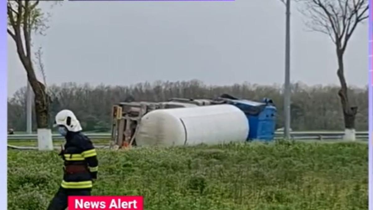 cisterna_rasturnata_aeroport_constanta_38023100