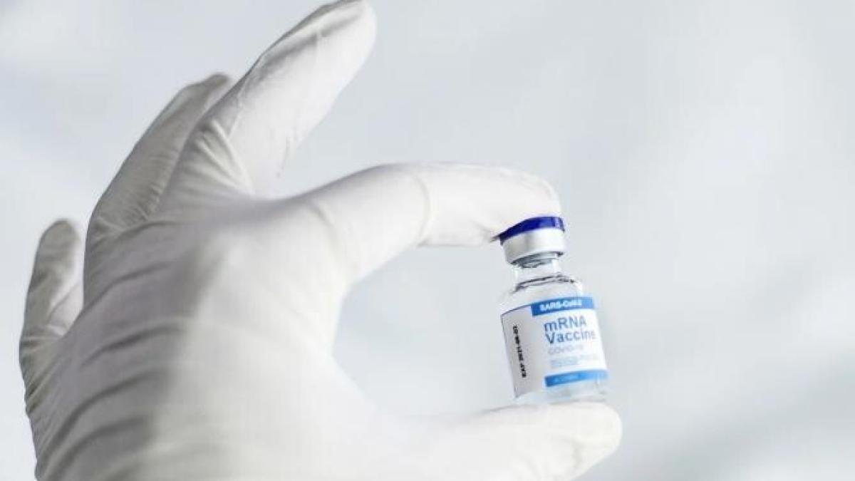 aglomeratprc-ccprc-a6ie-la-maratonul-vaccinaprc-ccprc-86rii-de-la-brasprc-ccprc-a6ov--doar-500-de-doze-disponibile_69107000