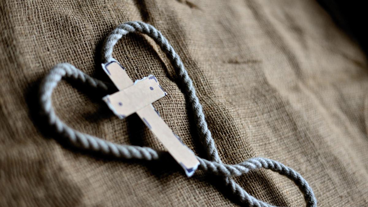 saptamana-patimilor---vinerea-mare-ce-sa-faci-sa-ti-mearga-bine-tot-anul_01677800