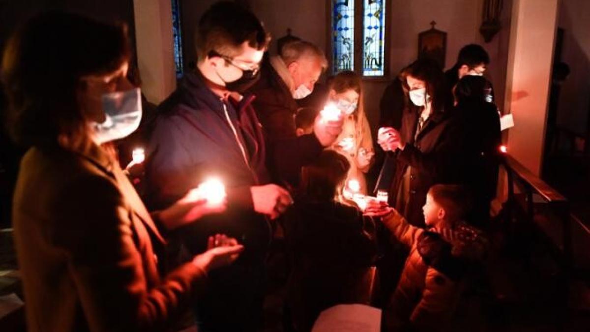 pasti_biserica_lumina_ilustrativ_59426200