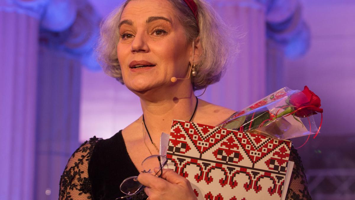 regizorul-victor-ioan-frunza--mesaj-pentru-maia-morgenstern--de-ziua-sa-de-nastere-luceafarul-diminetii--cuprins-si-in-numele-ei--sa-ii-lumineze-pasii_57814100