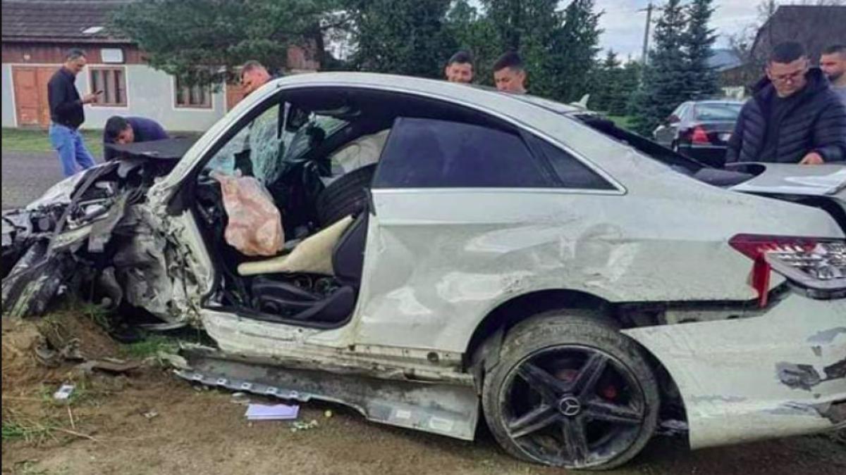 mercedes_suceava_accident_facebook_53250200