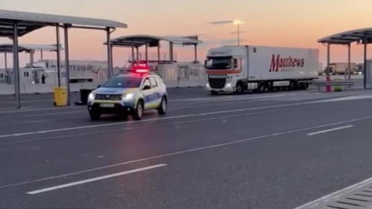 video-a-intrat-iprc-ccprc-82n-tprc-ccprc-a6araprc-ccprc-86-tir-ul-cu-cea-mai-mare-transprc-ccprc-a6aprc-ccprc-86-de-vaccin-astrazeneca_38780200