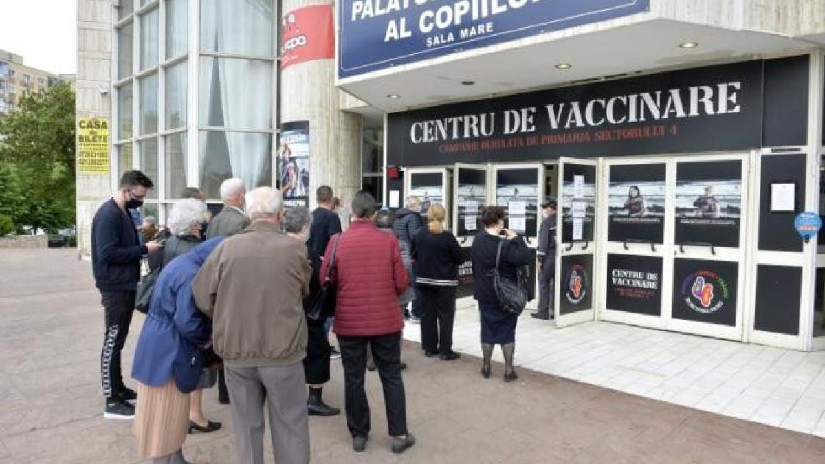 din-8-mai--vaccinarea-faprc-ccprc-86raprc-ccprc-86-programare--prin-prezentare-directaprc-ccprc-86--iprc-ccprc-82n-centrele-de-vaccinare_28748000