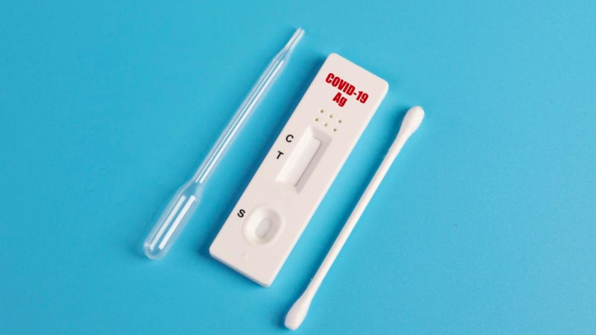 covid-19_test_prelevare_flickr_gratis_87101500