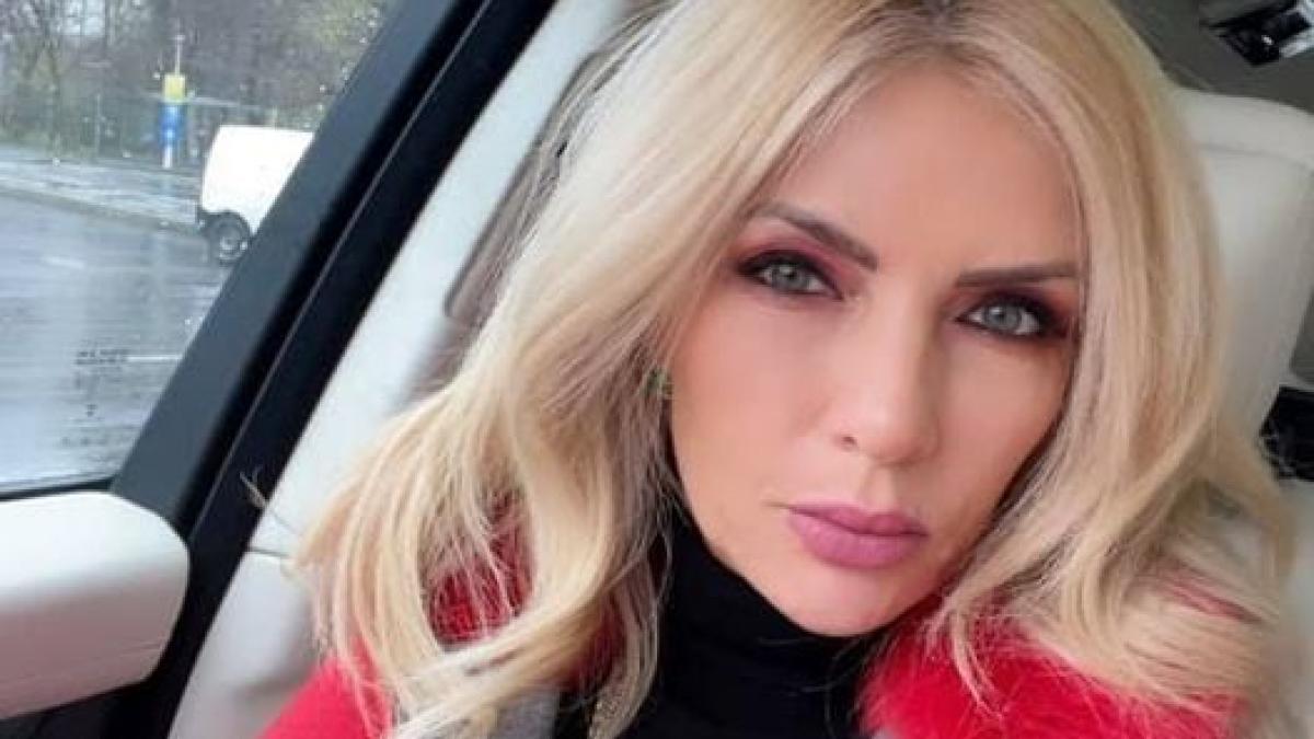 laura-vicol_90431600