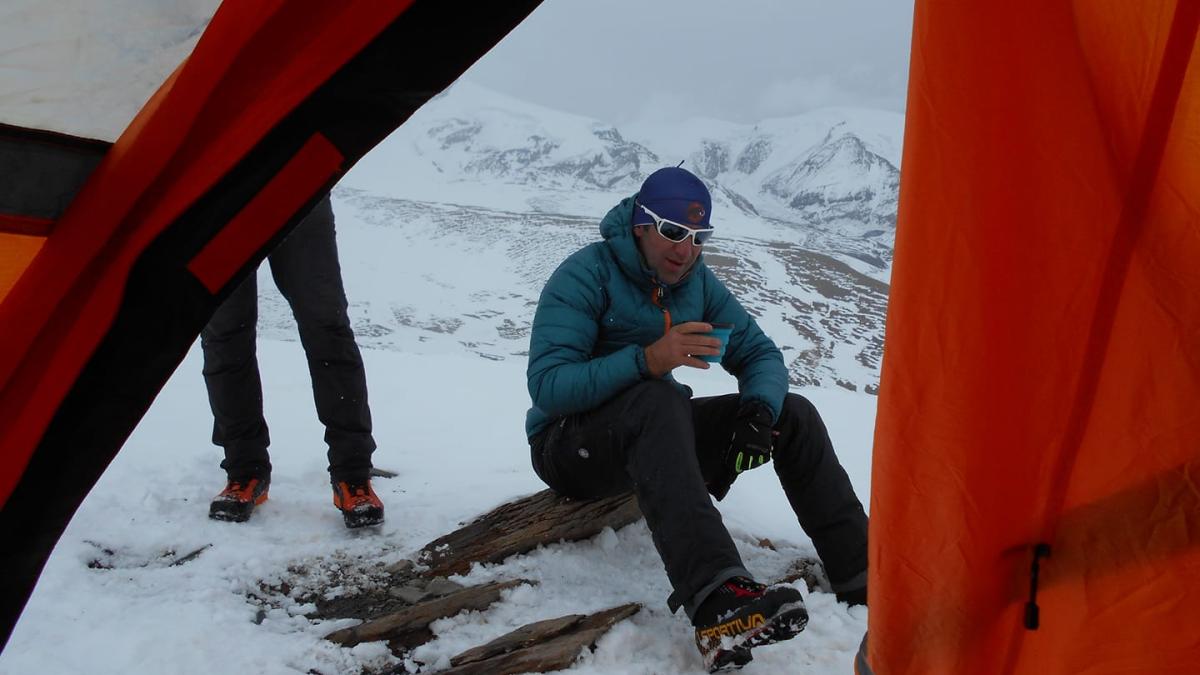 horia_colibasanu_munte_avalansa_fb_42186100