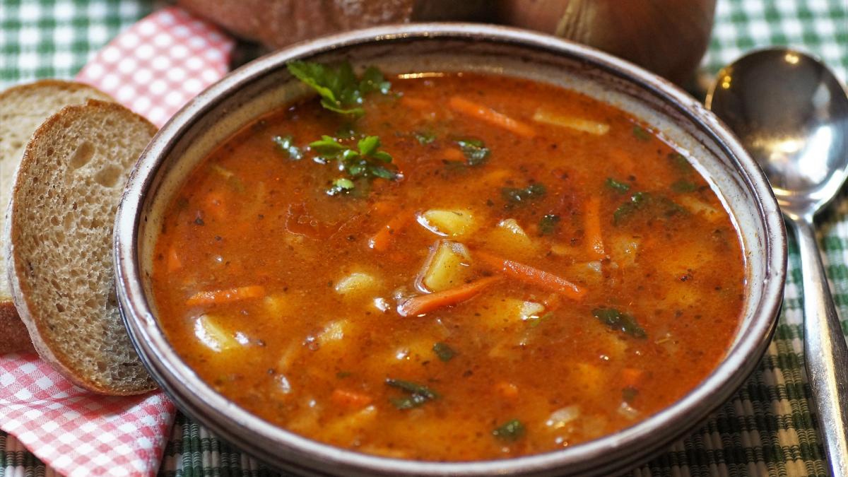 top-3-cele-mai-bune-ciorbe--retetele-care-nu-trebuie-sa-ti-lipseasca_07045000