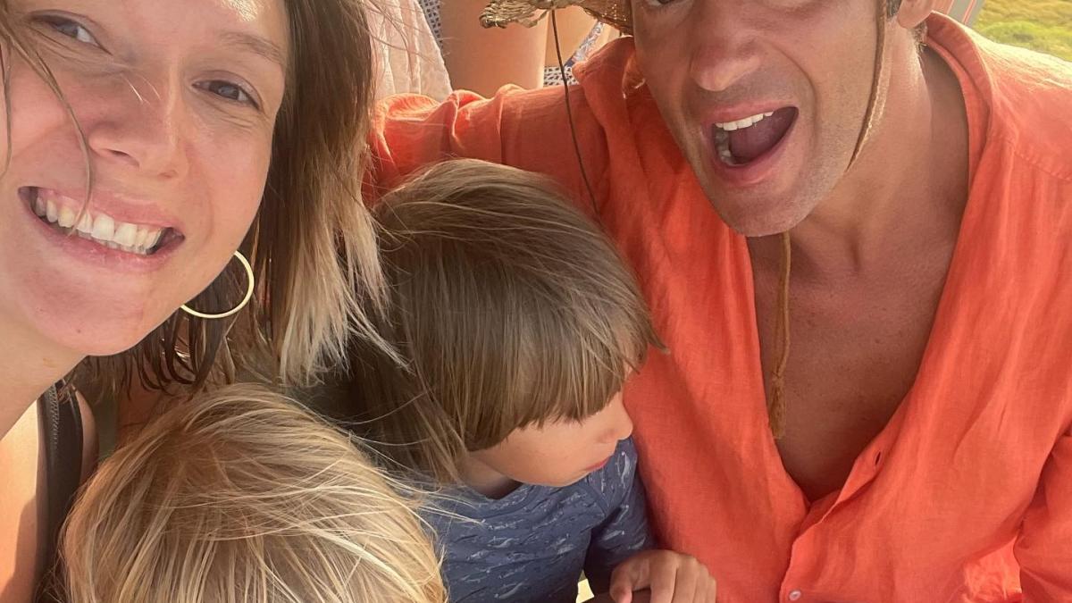 adela-popescu-copii-bona-filipineza_87930800