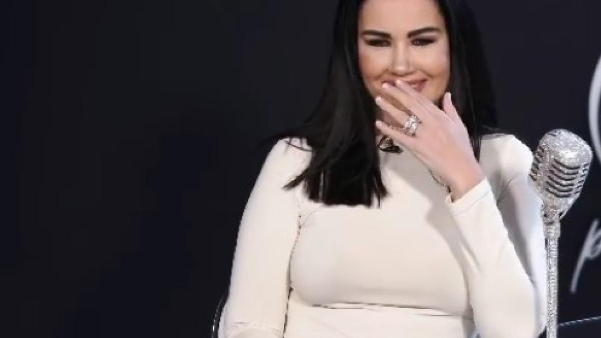 oana-zavoranu-l-a-umilit-pe-pepe-si-l-a-facut-bichon-asa-saracie--ma_31694300