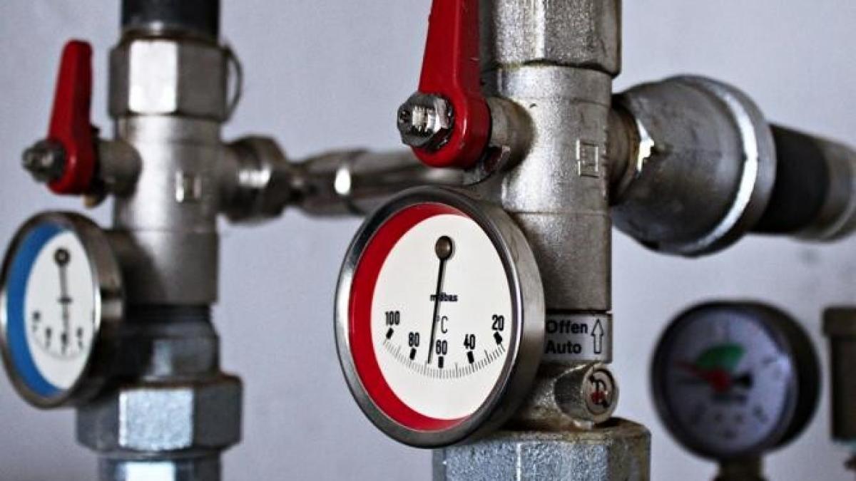 sute-de-blocuri-din-bucuresprc-ccprc-a6ti--faprc-ccprc-86raprc-ccprc-86-apaprc-ccprc-86-caldaprc-ccprc-86-de-peste-10-zile--directorul-termoenergetica_52732900