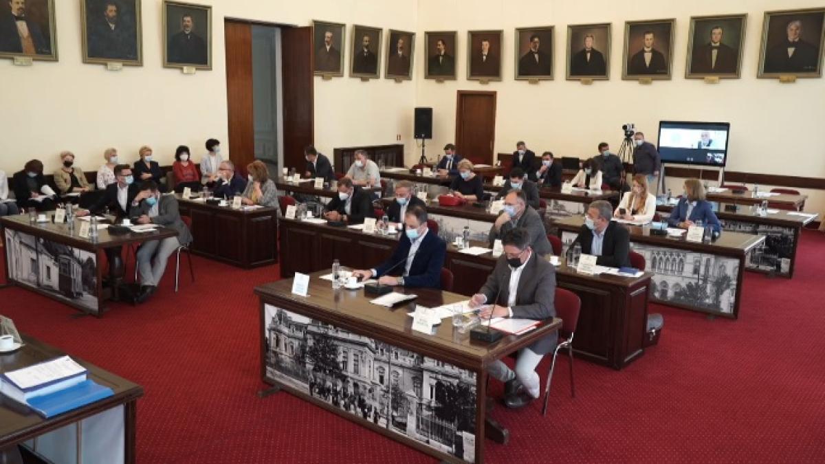 consiliul-local-iasi_06877700