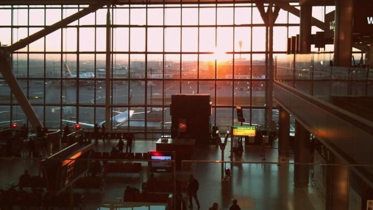 zeci-de-cetaprc-ccprc-86tprc-ccprc-a6eni--retprc-ccprc-a6inutprc-ccprc-a6i-pe-aeroporturile-britanice--comisia-europeanaprc-ccprc-86-intervine_75347800