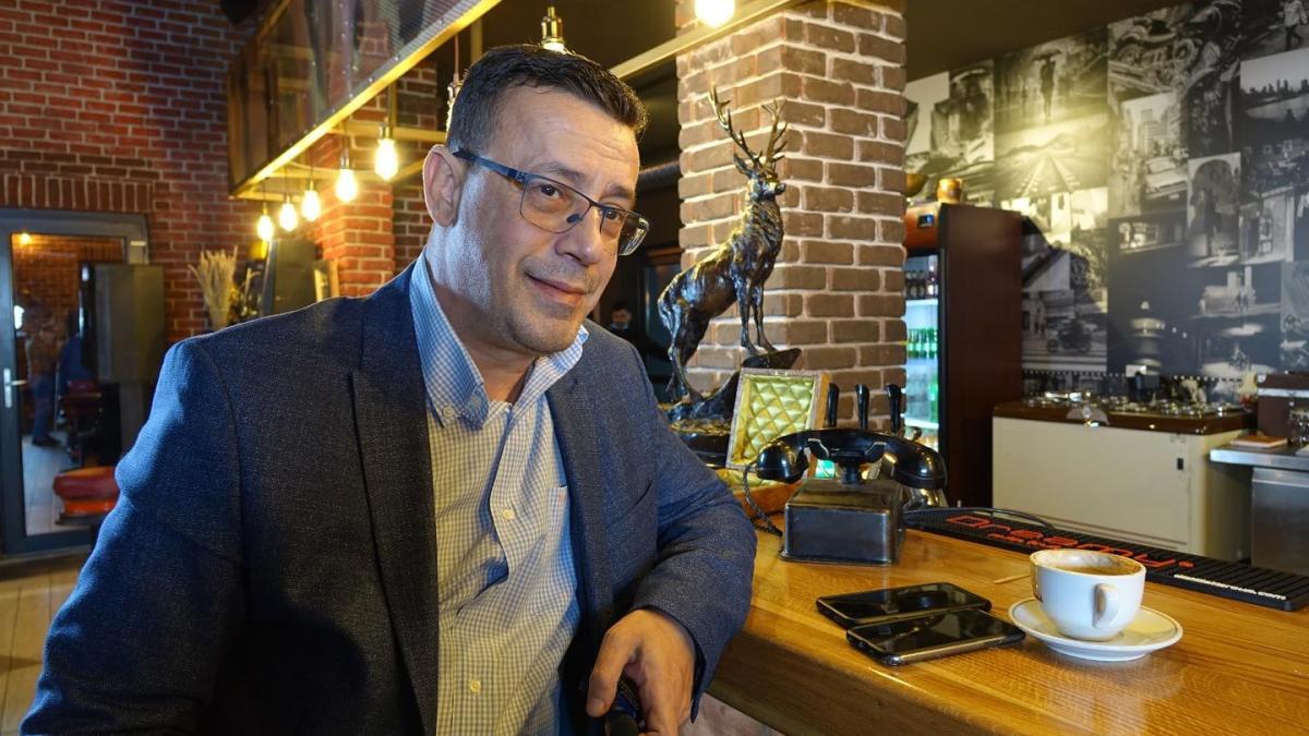 victor-ciutacu-politie-terase-jandarmi-rares-bogdan_38252700