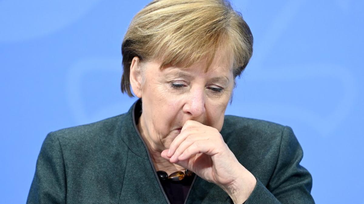 merkel-lockdown_90792300