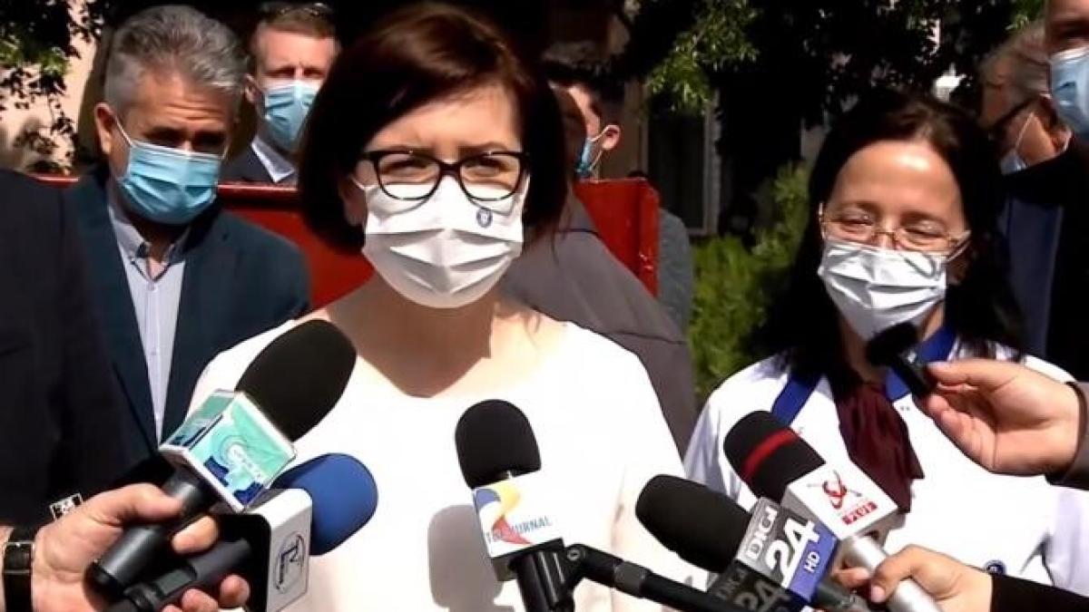 vaccinare-anti-covid--ioana-mihaila--ministrul-sanatatii-va-fi-din-ce-in-ce-mai-dificil_10555100