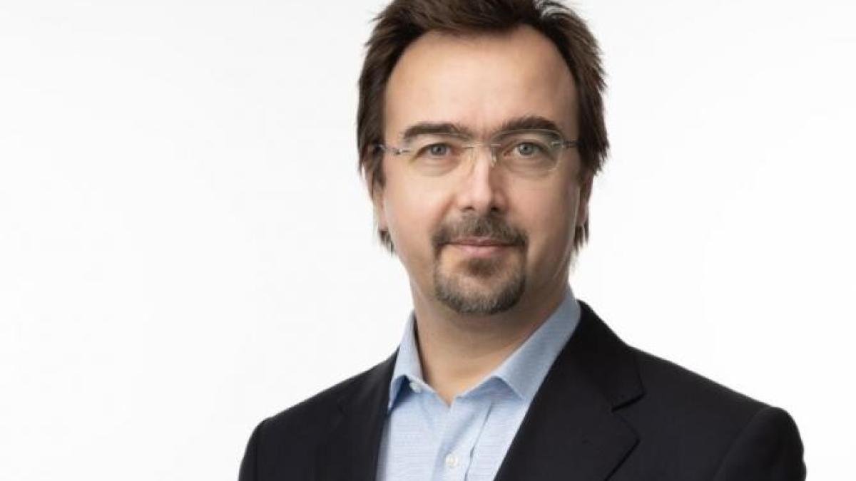 alin-stoica-capitala_89704300