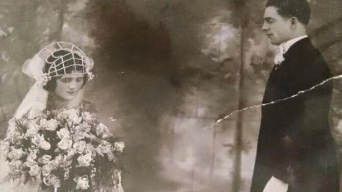 1920weddingdress_38274900