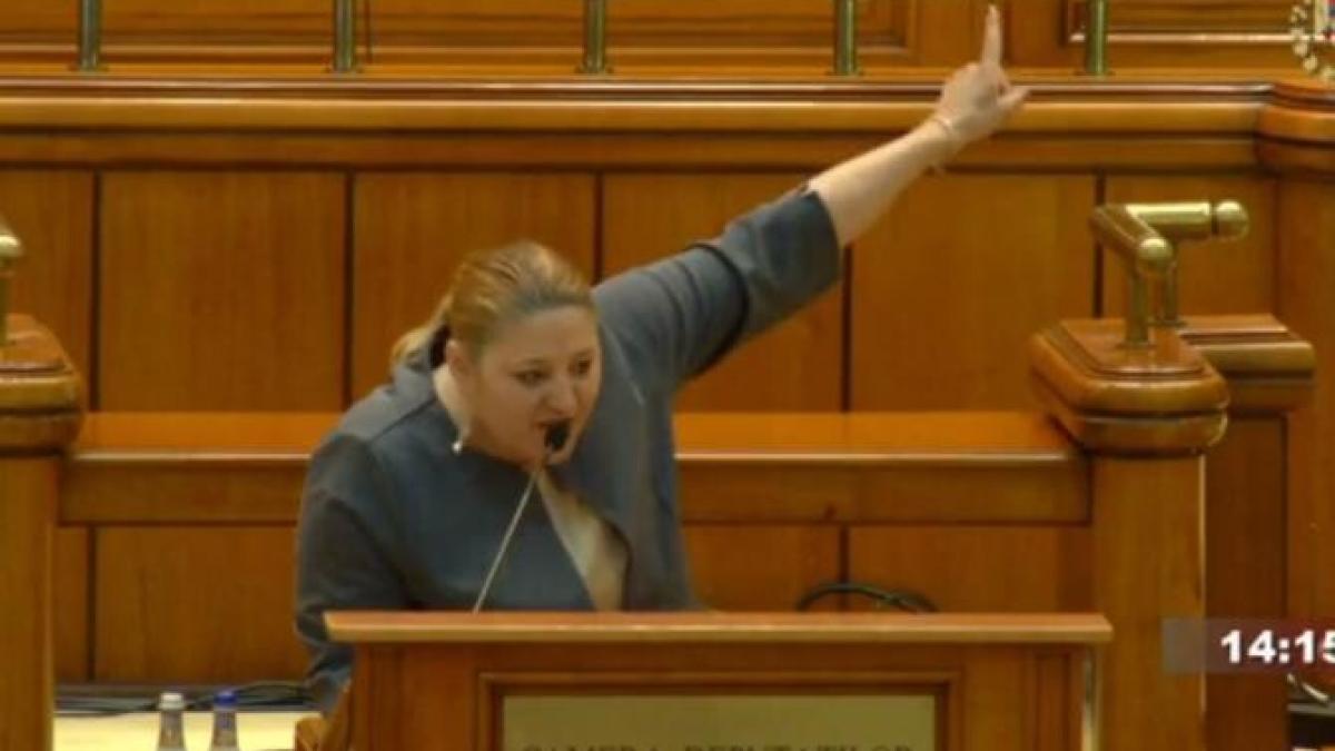 sosoaca-a-explodat-in-parlament-prc-e2prc-80prc-9daveti-firme-in-off-shore-totiprc-e2prc-80prc-9d-orban-i-a-taiat-microfonul_13165000