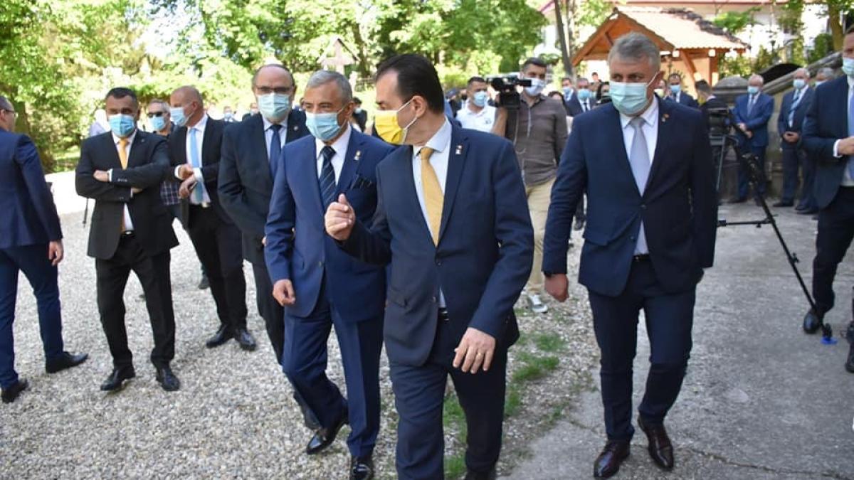 pnl_prabusire_sondaje_efect_iohannis_fb_53473100