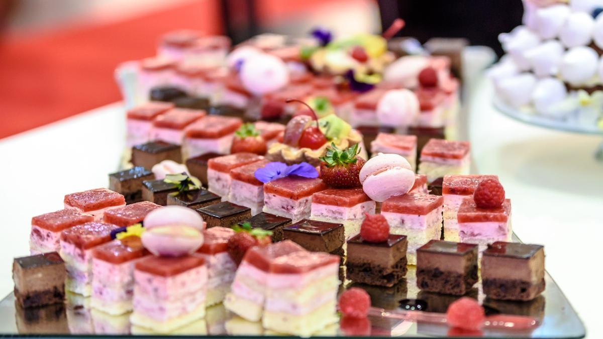 prajituri-rapide-din-doar-doua-ingrediente--patru-retete-scurte_09908000