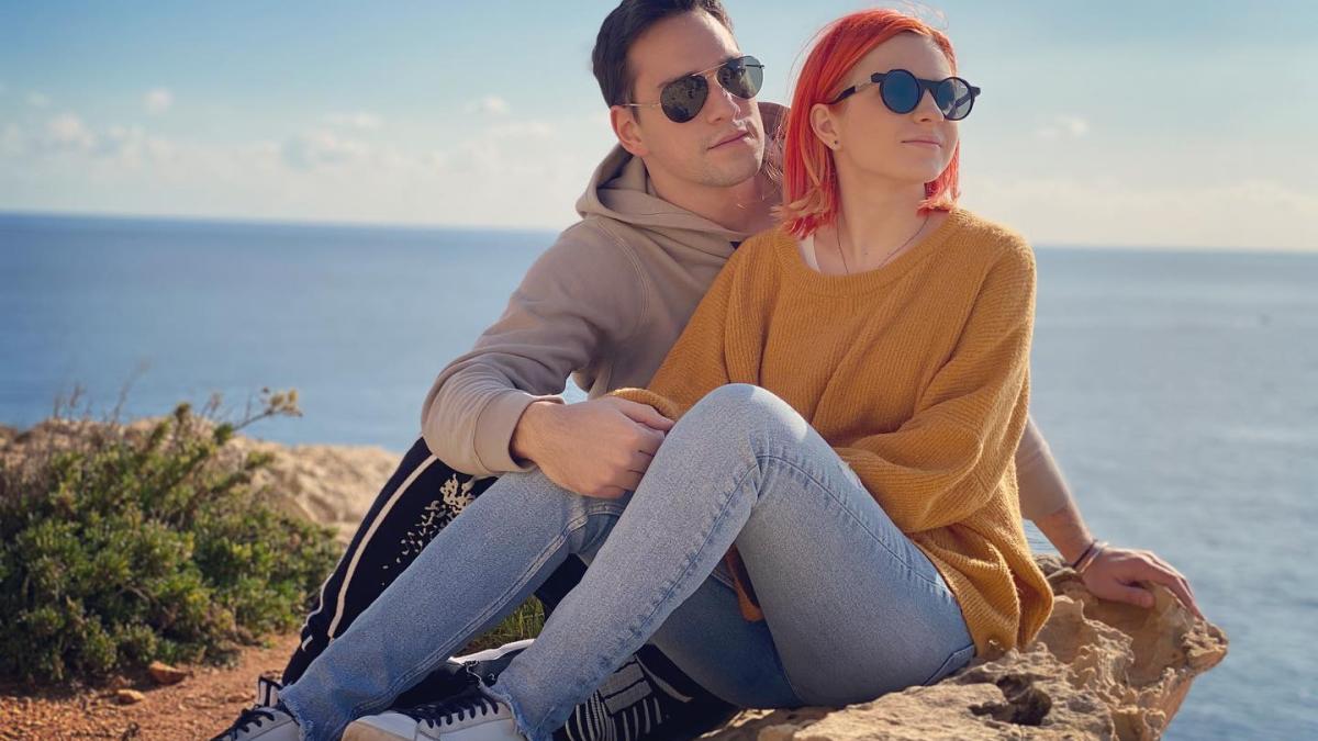 cristina-ciobanasu--la-psiholog--dupa-despartirea-de-vlad-gherman-a-fost-prima-mea-iubire-si-asa-va-ramane_96902300