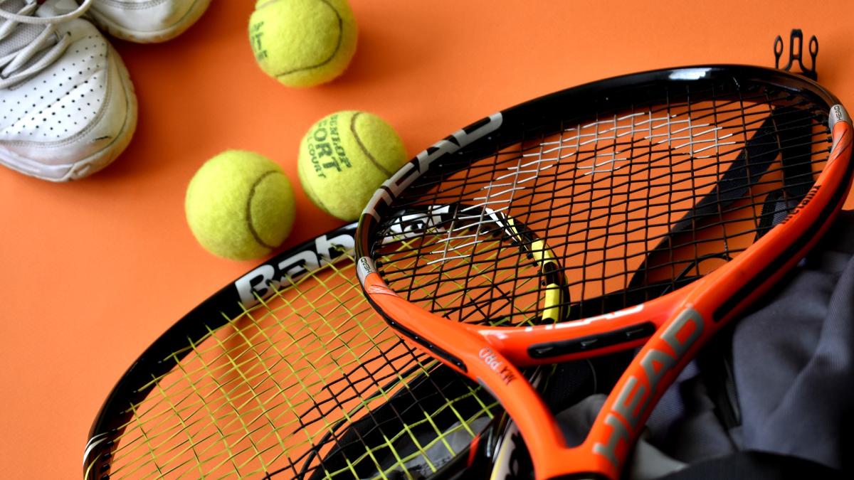 tennis-3554019_1920_73994800