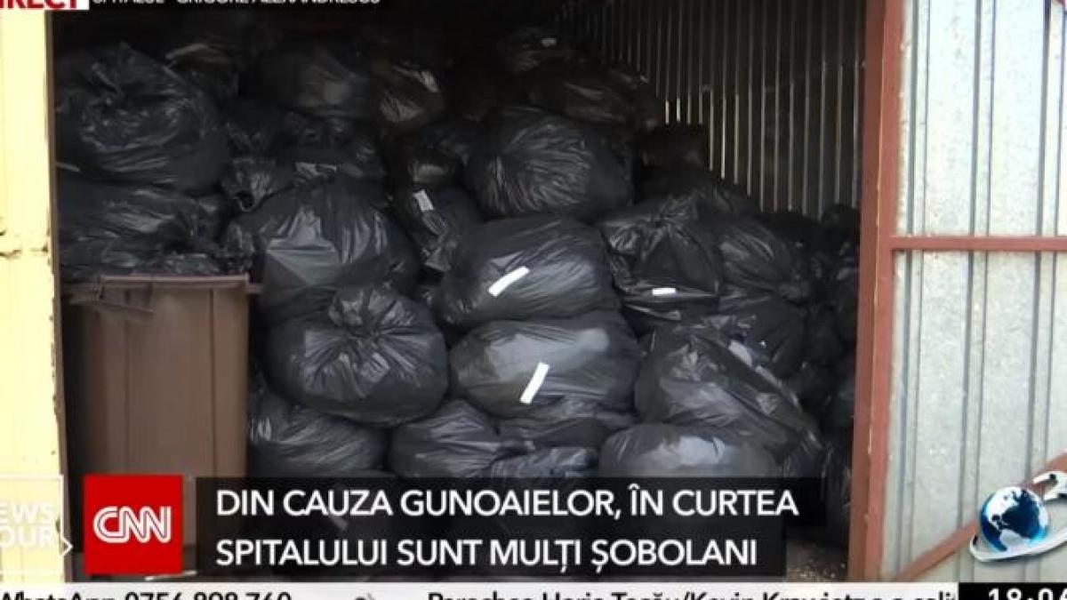 gunoiul-de-la-spitalul-grigore-alexandrescu--zace-de-o-saptamana-in-curtea-unitatii-medicale-1_53030800
