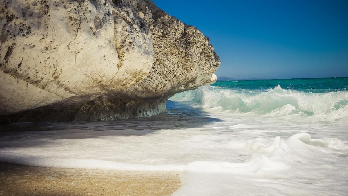 nisip-sardinia_88383600