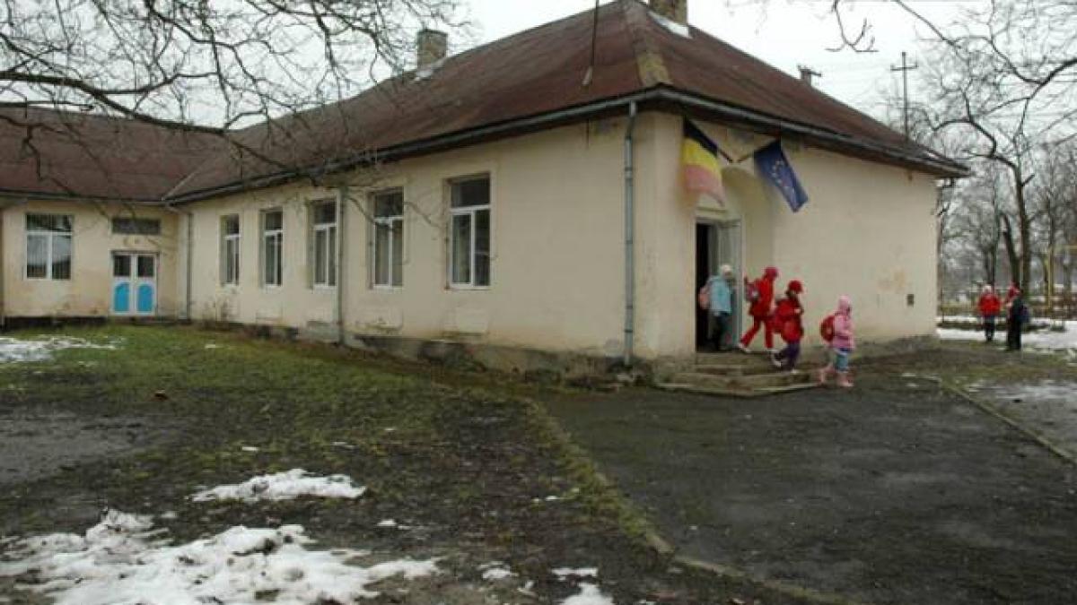 scoala_mediu_rural_glasul_ro__31390000